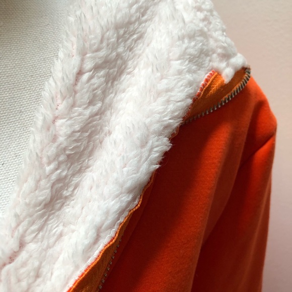 Orange Sweater - Picture 4 of 4